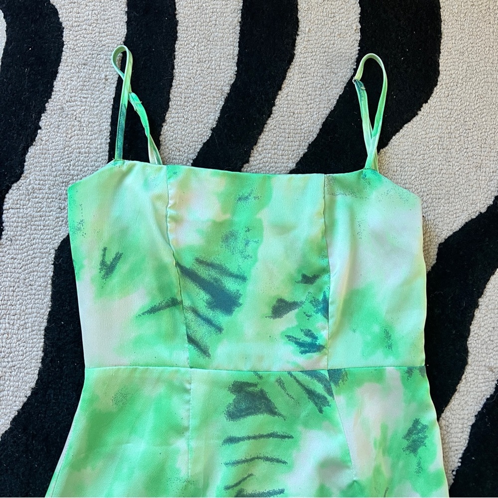 LAST CHANCE Nasty Gal Green Tie Dye Mini Dress - Picture 6 of 10
